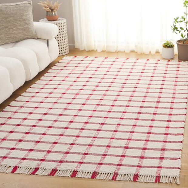 Fringed Plaid Ivory/Red Area Rug Antique Farmhouse