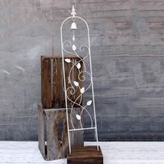 Bell With Leaves Garden Trellis