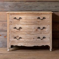 Casual Whitewashed 3 Drawer Chest