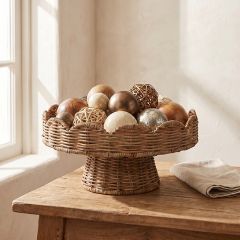 Country Hearth Scalloped Rattan Pedestal Stand
