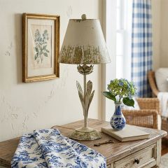 Distressed Garden Bloom Table Lamp