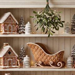 Faux Gingerbread And Pearl Trimmed Sleigh