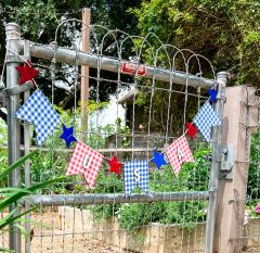 Gingham Americana USA Banner Sign
