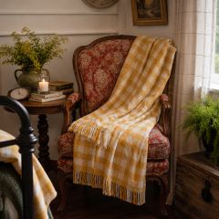 Gingham Cottage Tasseled Throw Blanket