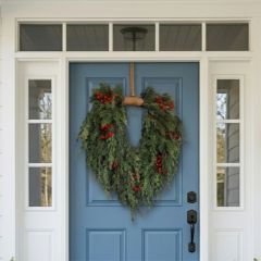 Hanging Cedar And Berry Wreath 28 Inch