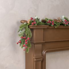 Iced Berry And Mixed Foliage Garland
