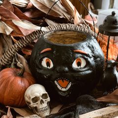 Paper Mache Black Pumpkin Choir Boy 6 inch