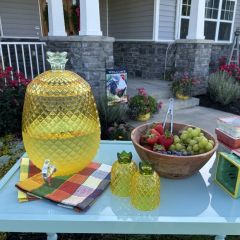 Pineapple Shaped Acrylic Beverage Dispenser