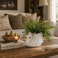 Pure Grace Swan Vase