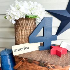 Rustic Wooden 4 Shelf Sitter