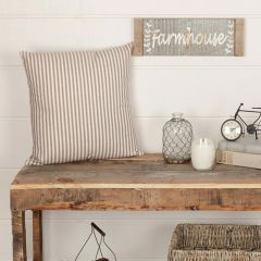 Simple Stripe Pattern Throw Pillow