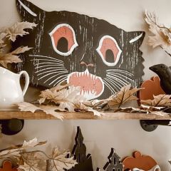 Spooky Cat Hanging Metal Wall Decor