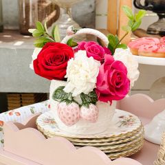 Stoneware Strawberry Basket with Handle