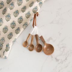 White Enamel Handle Wood Measuring Spoon Set
