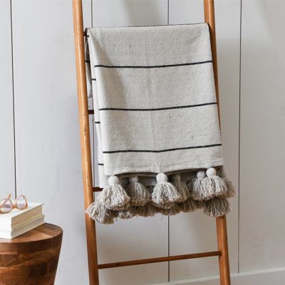 Boho Striped Throw Blanket With Tassels