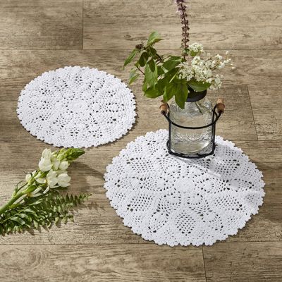 Classic Lace Doily Set of 2