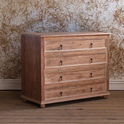 Classic Wooden Chest of Drawers