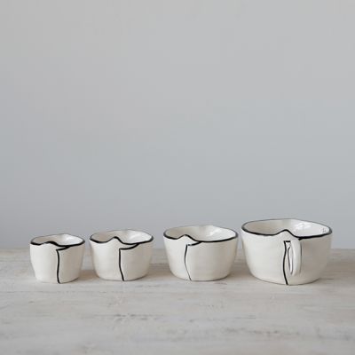 Country Classic Stoneware Measuring Cups Set of 4