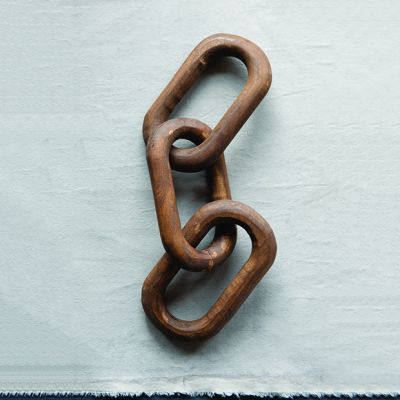 Decorative Reclaimed Wood Chain Link Decor