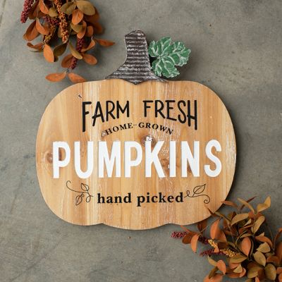 Farm Fresh Pumpkin Wood and Metal Sign