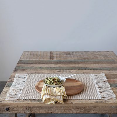 Farmhouse Classic Fringed Jute Placemat
