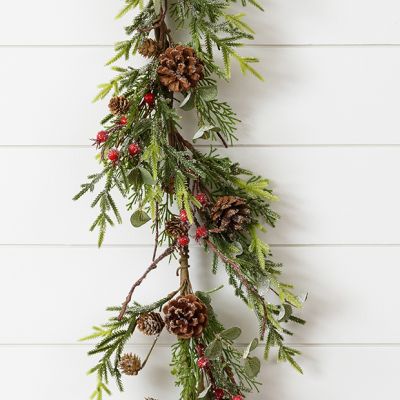 Frosted Farmhouse Holiday Garland