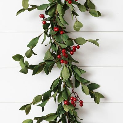 Green Sprig Garland With Holly Berries