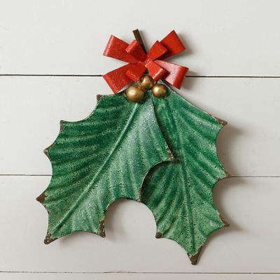 Hanging Holly Leaves Wall Decor