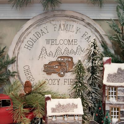 Holiday Family Farm Round Plaque Sign
