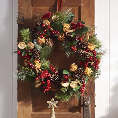 Holiday Fruit and Spice Decorative Wreath