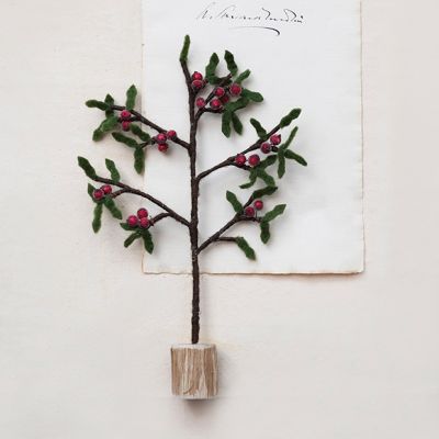 Holly Berry Decorative Felt Tree