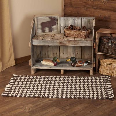 Houndstooth Weave Fringed Accent Rug