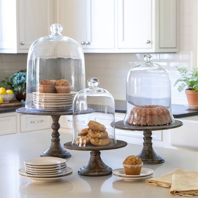 Round Display Pedestal