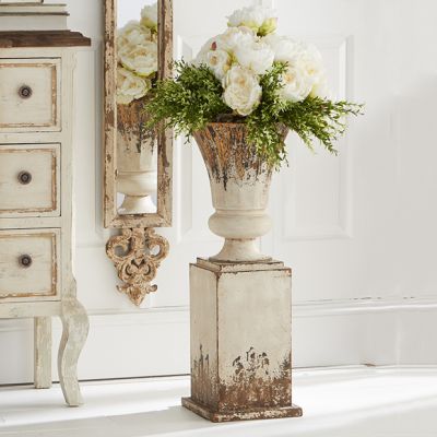 Rustic Farmhouse Urn Planter On Stand