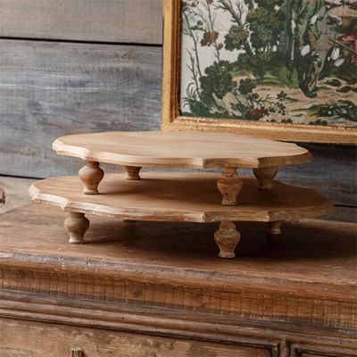 Scalloped Oval Footed Display Riser Set of 2