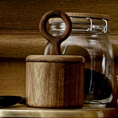 Simple Farmhouse Lidded Wood Container