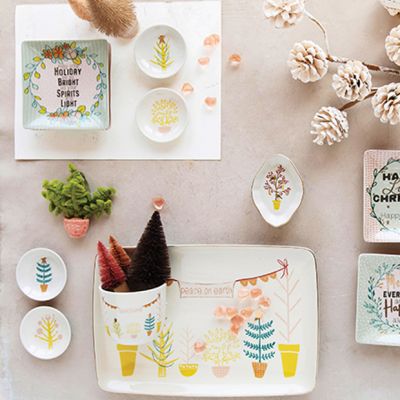 Simple Tree Holiday Dish Collection Set of 4