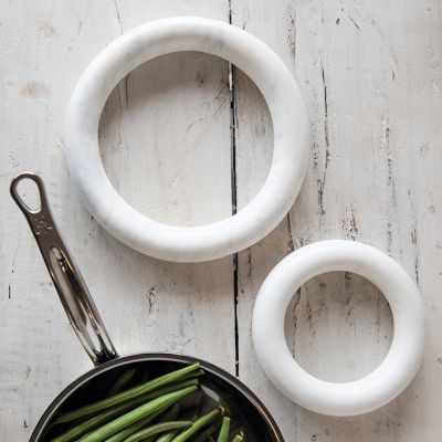 Simply Chic Round Marble Trivet Set of 2