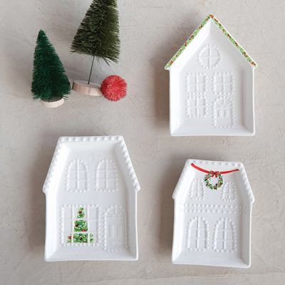 Stoneware Winter House Plate Set of 3