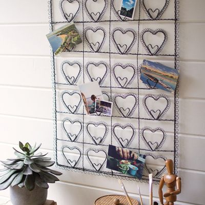 Twenty Four Heart Wire Photo Display