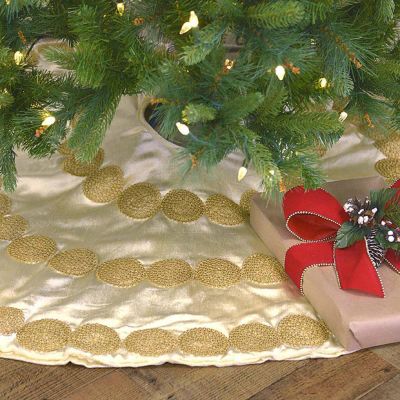Velvet Elegance Christmas Tree Skirt