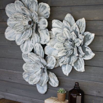 Whitewashed Metal Wall Flower Set of 3