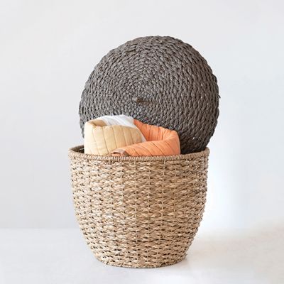 Woven Acorn Basket With Lid
