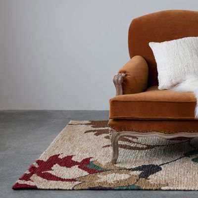 Woven Jute Floral Accent Rug