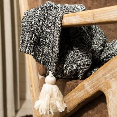 Classic Knit Throw Blanket With Tassels