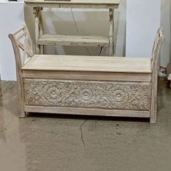 Farmhouse Manor Storage Bench