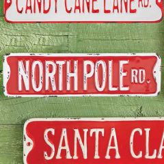 North Pole Rd Street Sign