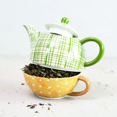 2 Piece Patterned Stoneware Tea Set For One