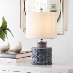 Interlock Pattern Ceramic Table Lamp