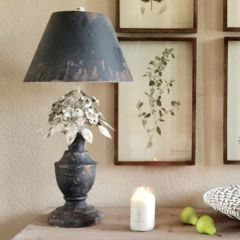 Distressed Metal Flower Table Lamp